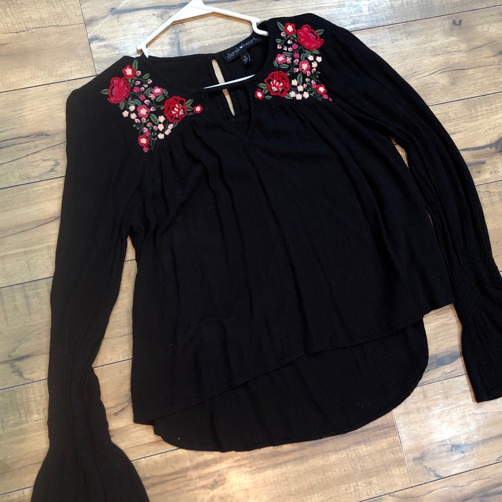 Derek Heart Bell Sleeve Blouse